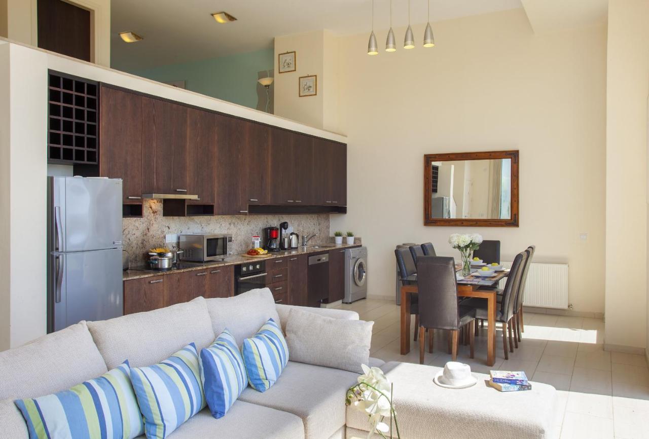 Protaras Seafront Villa Infinte Aretousa Bagian luar foto