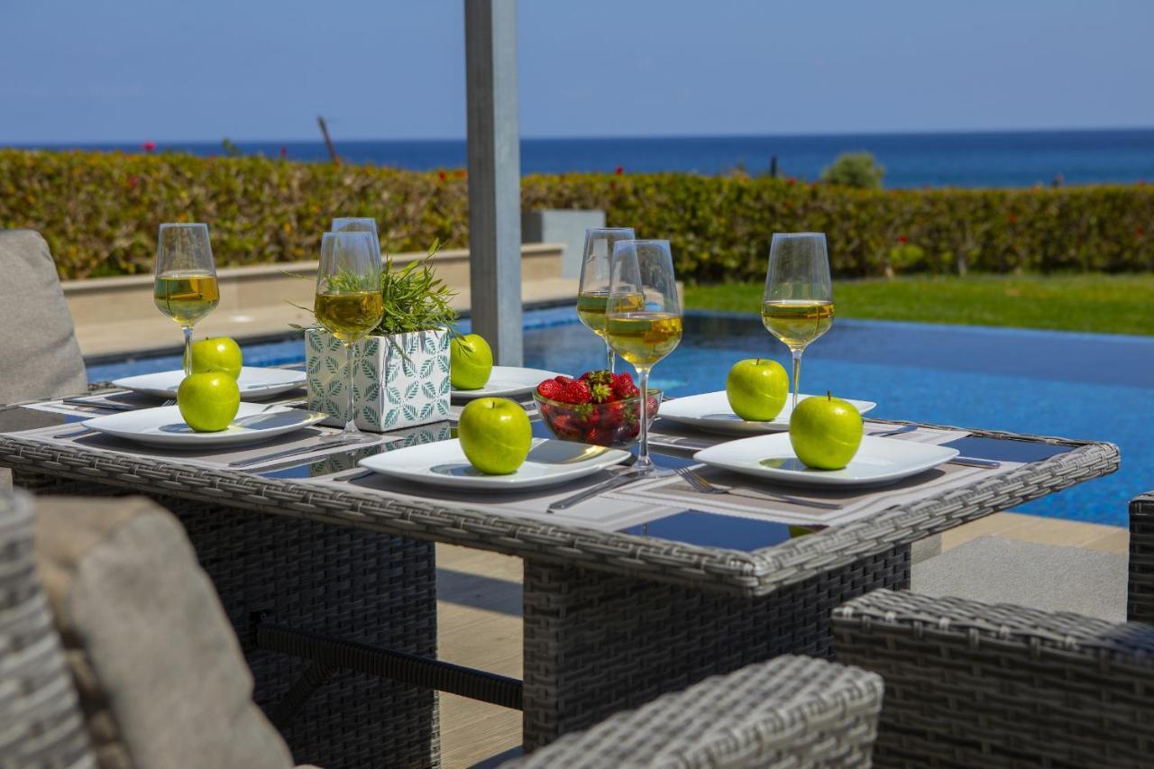 Protaras Seafront Villa Infinte Aretousa Bagian luar foto