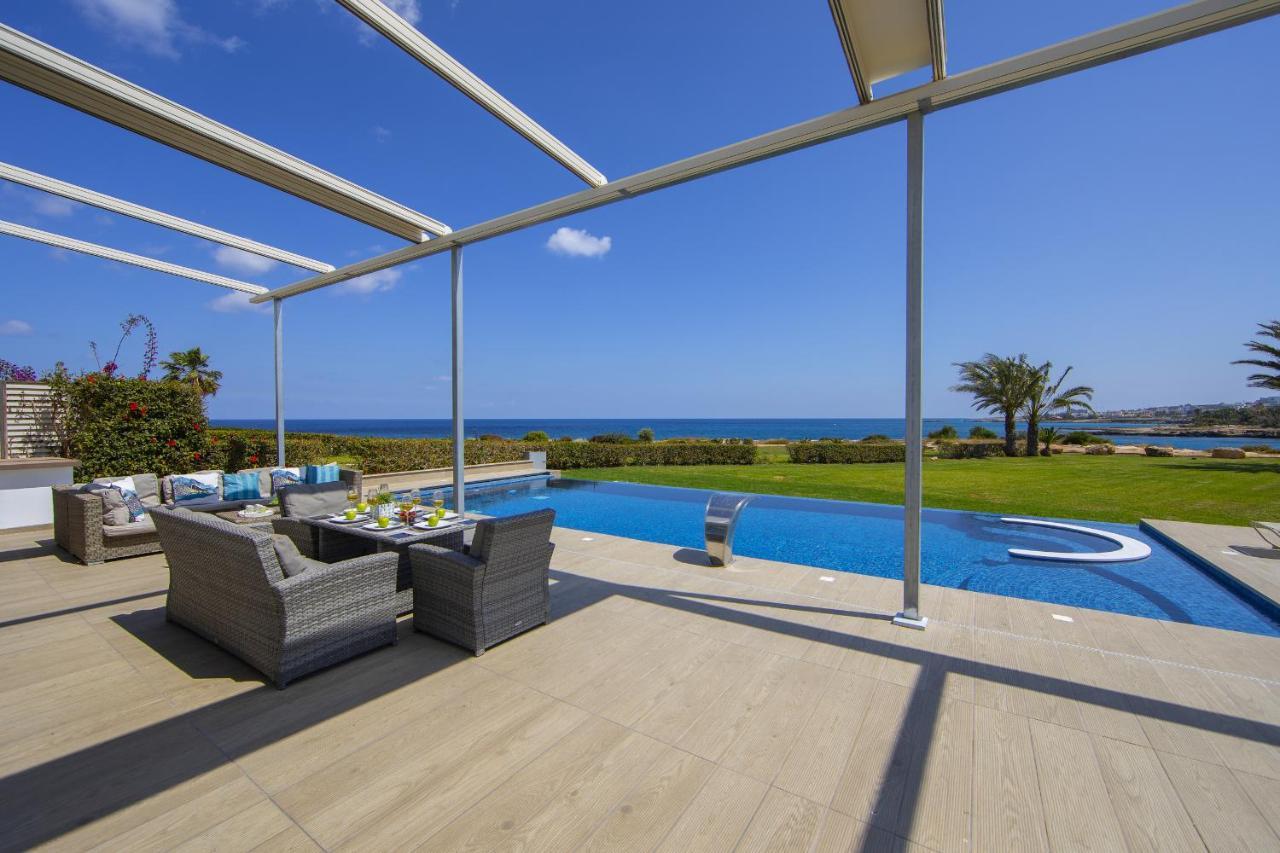 Protaras Seafront Villa Infinte Aretousa Bagian luar foto