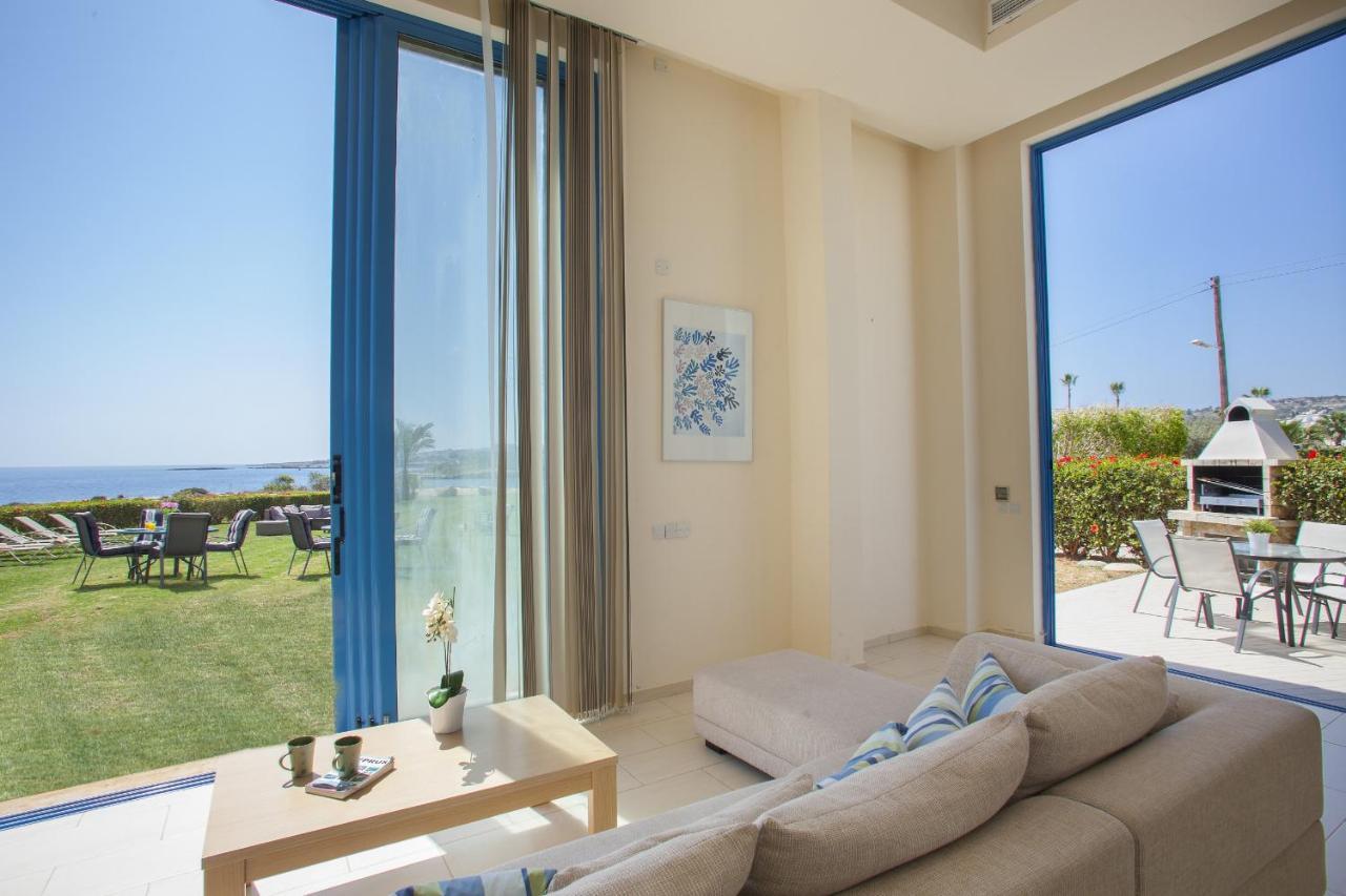 Protaras Seafront Villa Infinte Aretousa Bagian luar foto