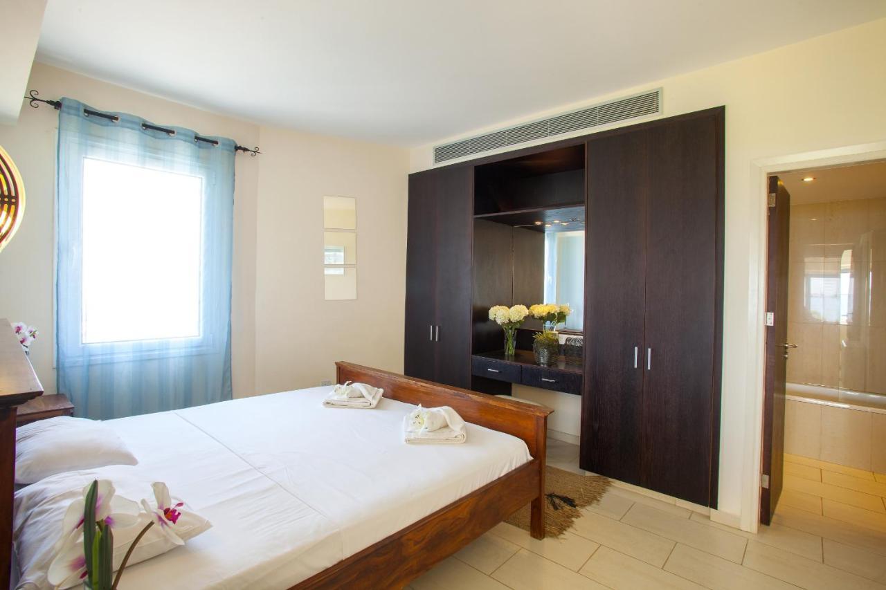 Protaras Seafront Villa Infinte Aretousa Bagian luar foto