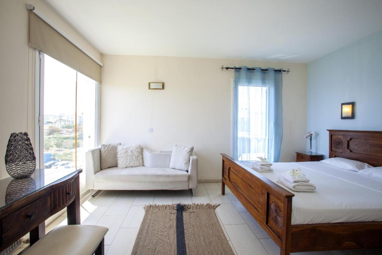 Protaras Seafront Villa Infinte Aretousa Bagian luar foto